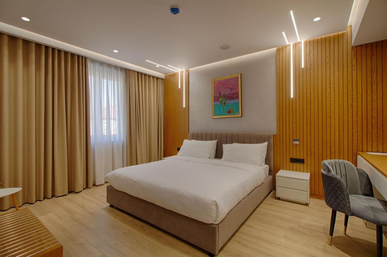 Primo Hotel Tirana Kültér fotó