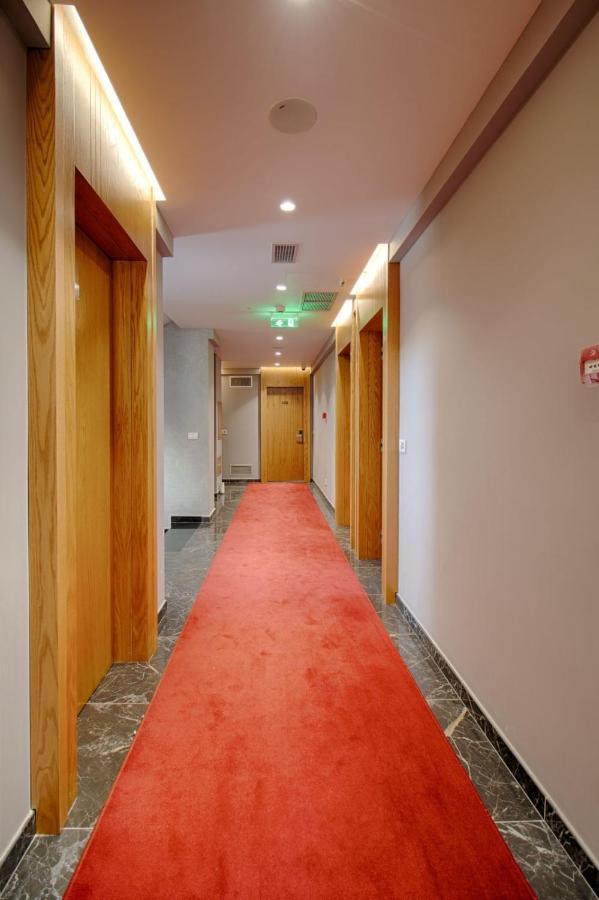 Primo Hotel Tirana Kültér fotó