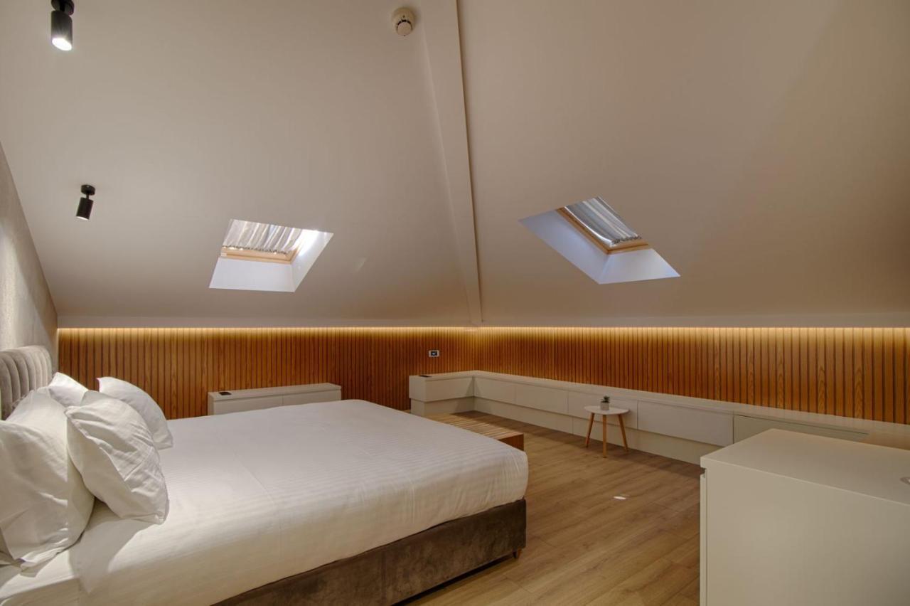 Primo Hotel Tirana Kültér fotó